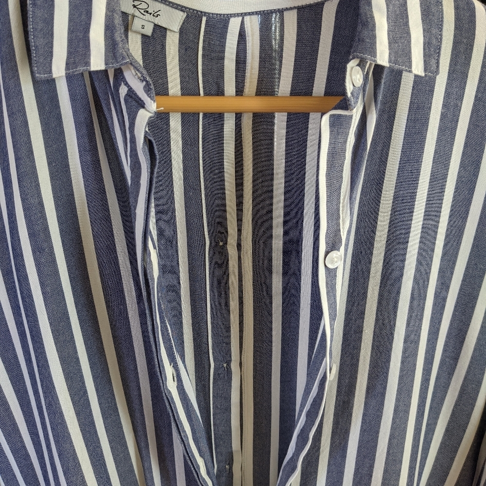 Rails Striped Blue Blouse 💙🤍 - Picture 5 of 13